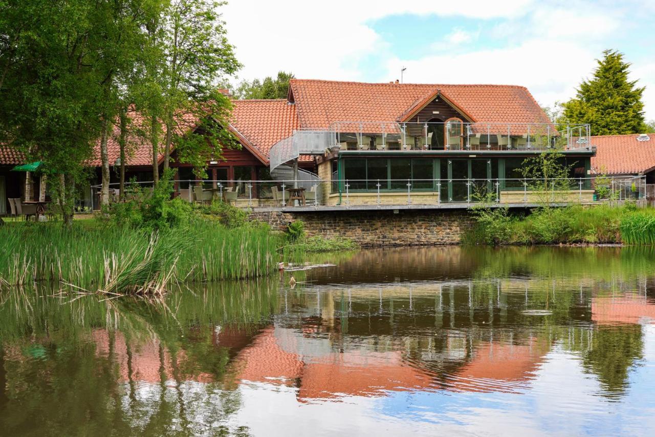 Chevin Country Park Hotel & Spa Otley  Exterior foto