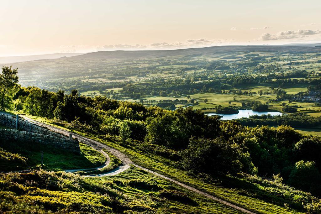 Chevin Country Park Hotel & Spa Otley  Exterior foto